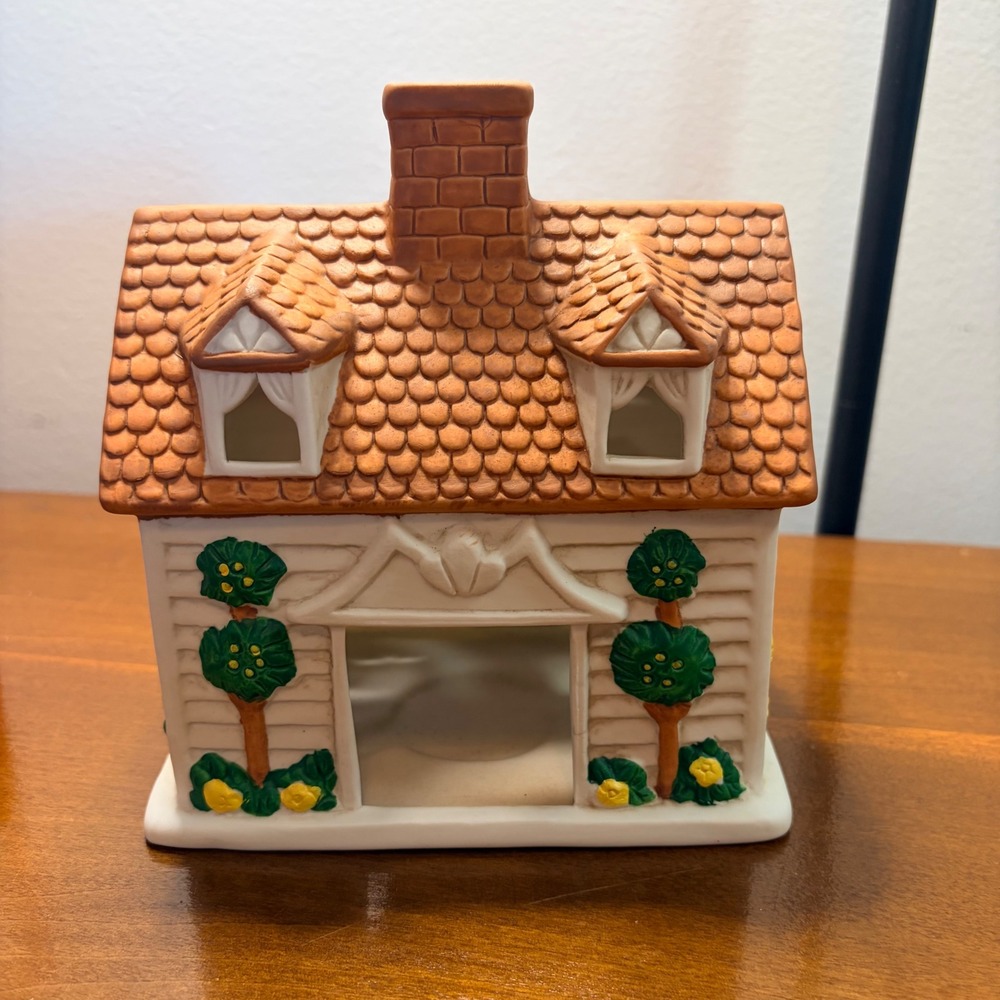 Vintage Partylite Ceramic Cape Cod Tea Light House Candle Holder Rose Garden